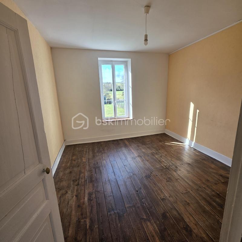 Maison - 104 m² - 7 pièces