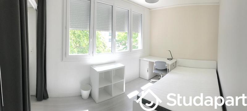 Chambre - 14 m² - 1 pièce