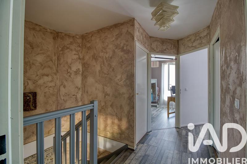 Maison - 93 m² - 5 pièces