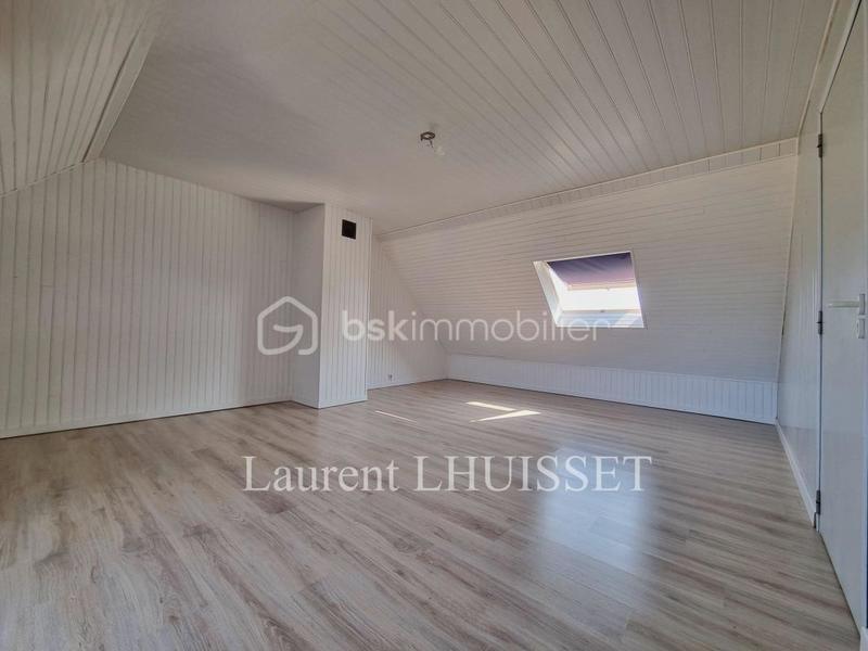 Maison traditionnelle - 131 m² - 6 pièces