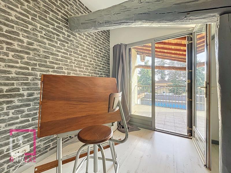 Maison ancienne - 240 m² - 6 pièces