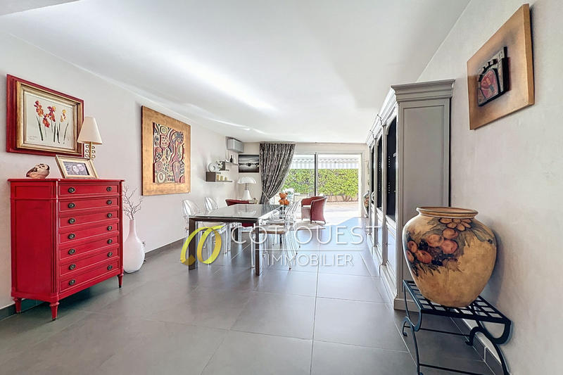 Appartement - 93 m² - 4 pièces