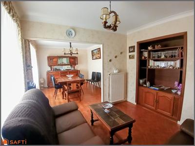 Maison - 104 m² - 4 pièces
