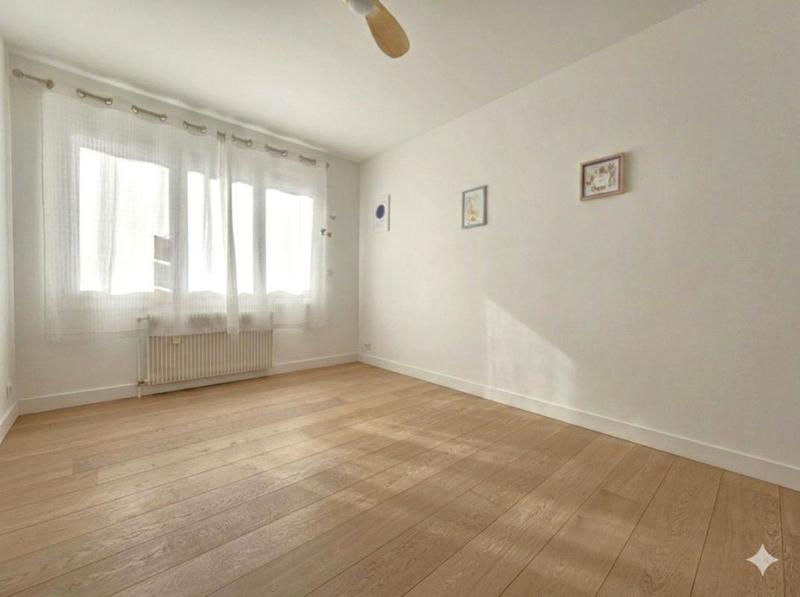 Duplex - 122 m² - 4 pièces