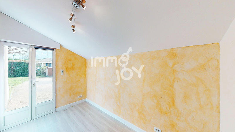 Maison - 111 m² - 5 pièces