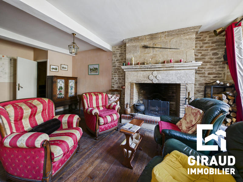 Maison ancienne - 178 m² - 8 pièces