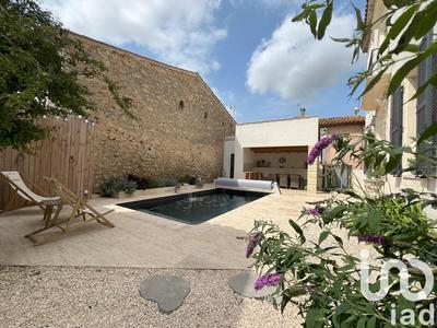 Maison - 240 m² - 7 pièces