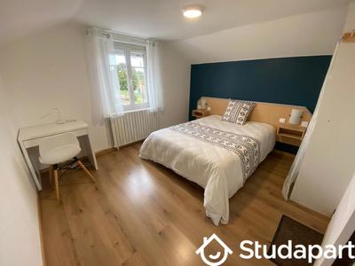 Chambre - 9 m² - 1 pièce