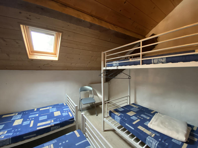 Maison - 370 m² - 12 pièces