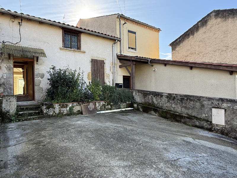 Maison de village - 110 m² - 4 pièces