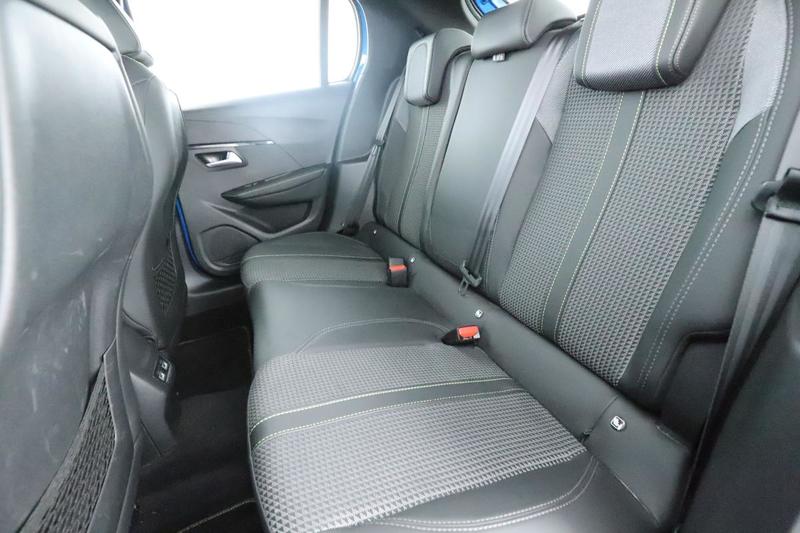 Peugeot 208 1.2 PureTech Gt Line Eat8 100 ch