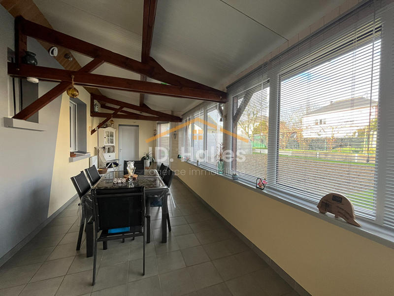 Maison - 122 m² - 7 pièces