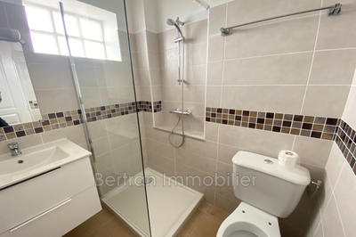 Maison - 202 m² - 16 pièces