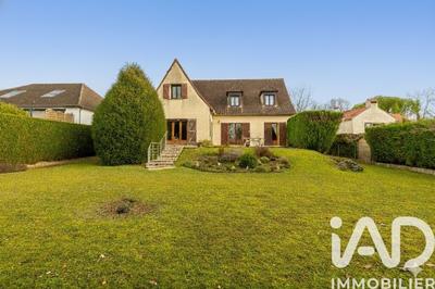 Maison - 200 m² - 7 pièces