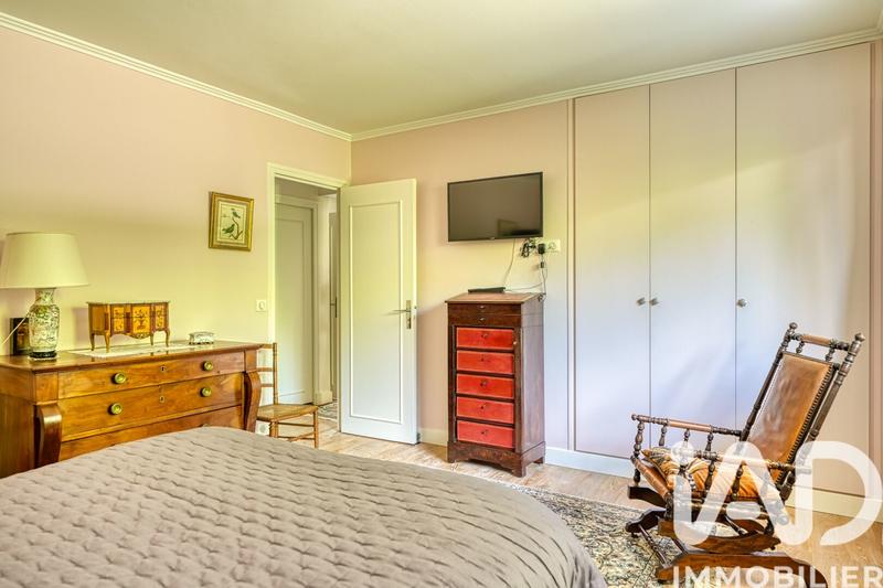 Appartement - 99 m² - 4 pièces