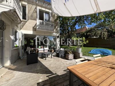 Maison - 193 m² - 8 pièces