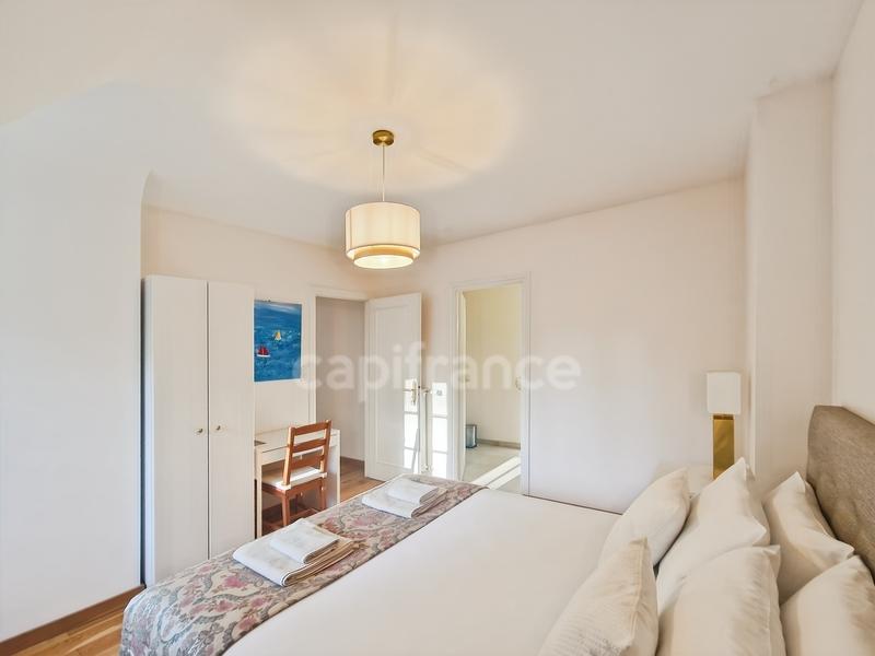 Maison bourgeoise - 300 m² - 10 pièces