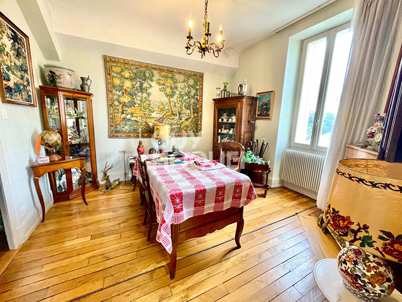 Maison - 102 m² - 5 pièces