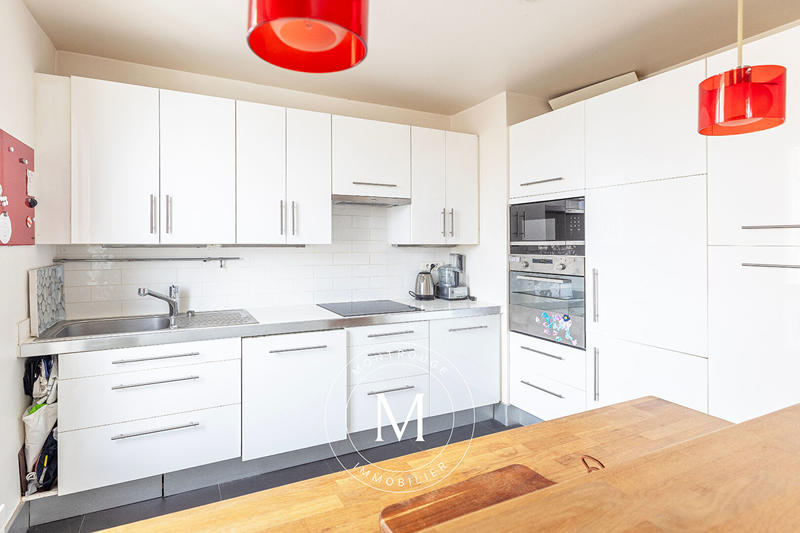 Appartement - 115 m² - 6 pièces