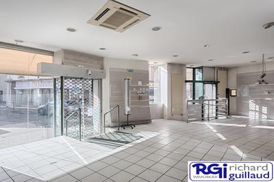 Local commercial - 190 m²