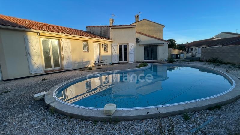 Maison - 104 m² - 4 pièces