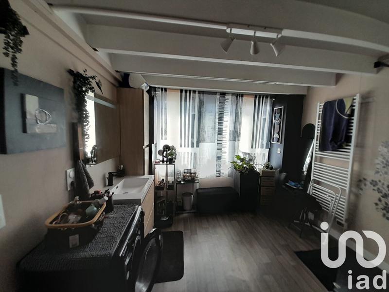 Loft - 93 m² - 4 pièces