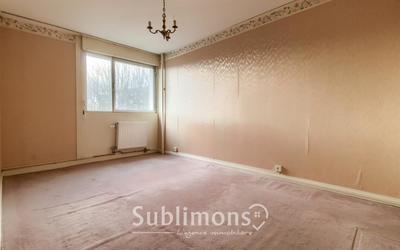 Appartement - 83 m² - 5 pièces