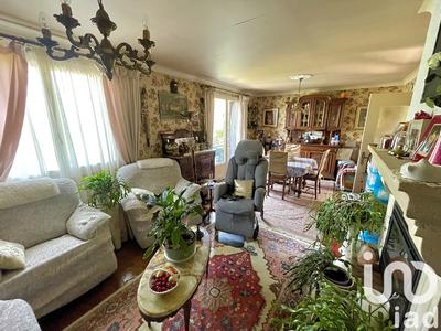 Maison - 77 m² - 5 pièces