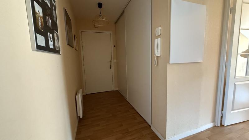 Appartement - 70 m² - 3 pièces