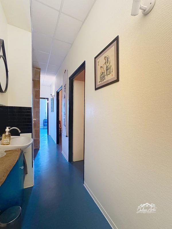 Local d'activités - 58 m² - 5 pièces