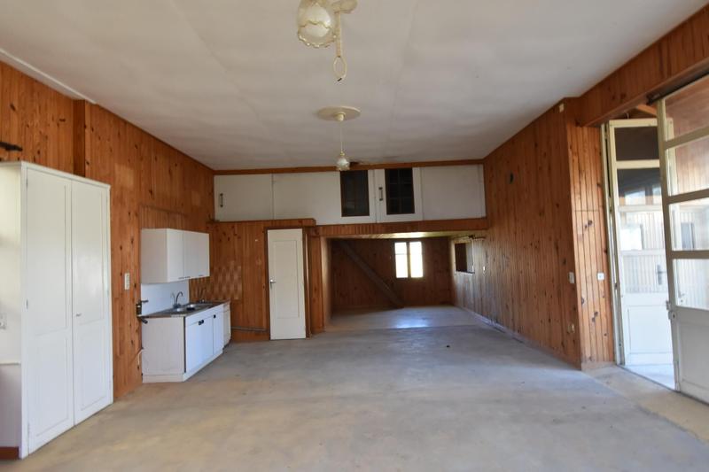 Maison - 236 m² - 23 pièces