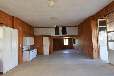 Maison - 236 m² - 23 pièces