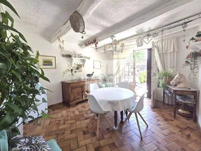 Maison de village - 90 m² - 5 pièces