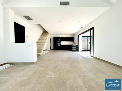 Maison - 100 m² - 4 pièces