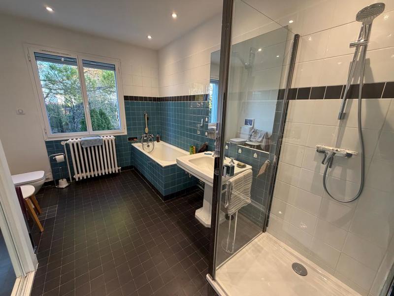 Villa - 196 m² - 7 pièces