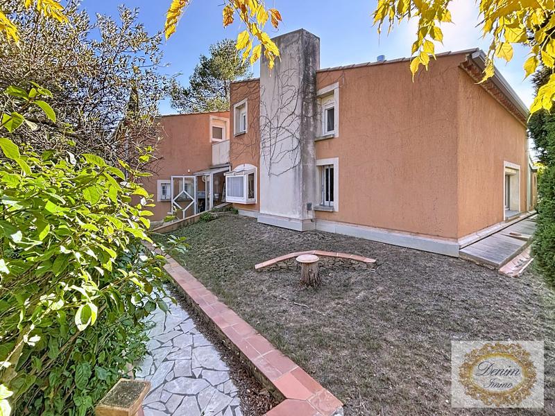 Villa - 183 m² - 7 pièces