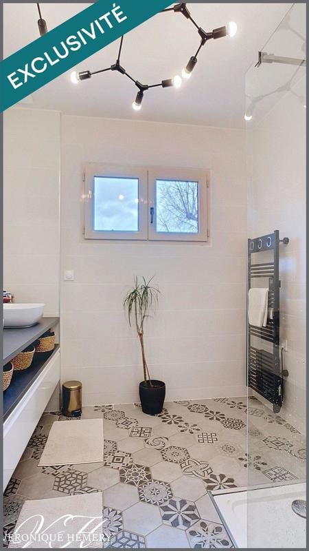 Maison - 245 m² - 6 pièces