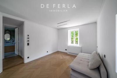 Hôtel particulier - 325 m² - 12 pièces