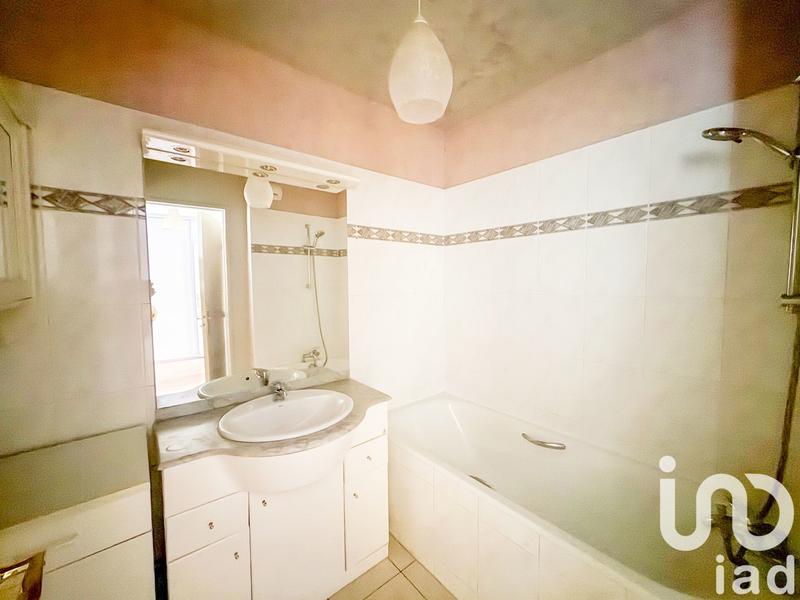 Appartement - 80 m² - 3 pièces