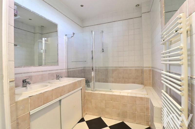 Maison - 152 m² - 6 pièces