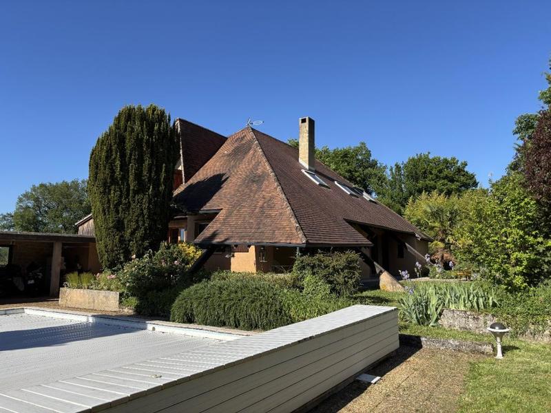 Maison - 170 m² - 7 pièces