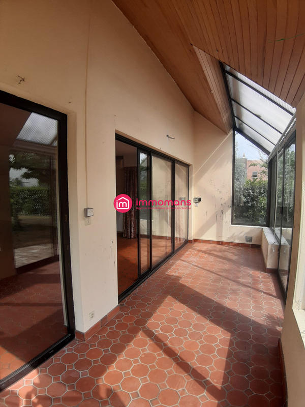 Maison - 180 m² - 8 pièces