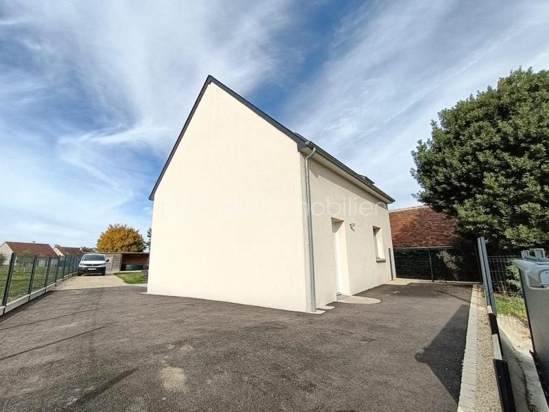 Maison - 89 m² - 5 pièces