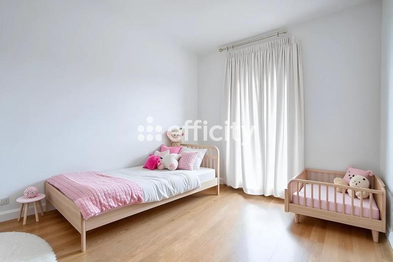 Appartement - 81 m² - 4 pièces