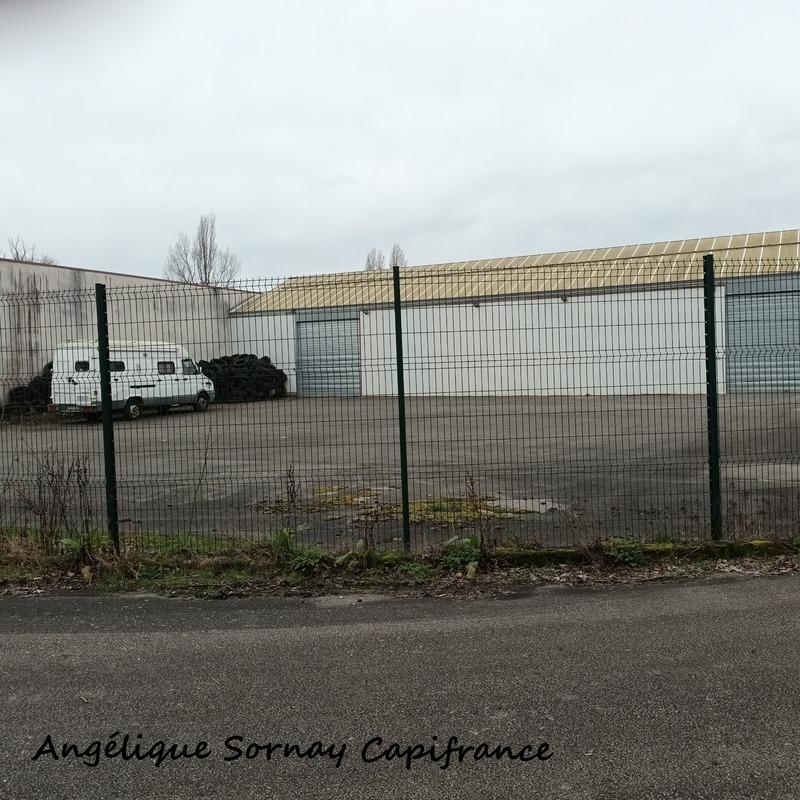 Local d'activité / Entrepôt - 2 930 m² - 8 pièces