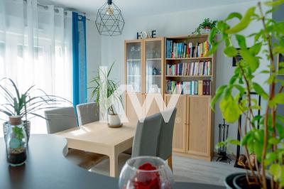 Maison - 104 m² - 5 pièces