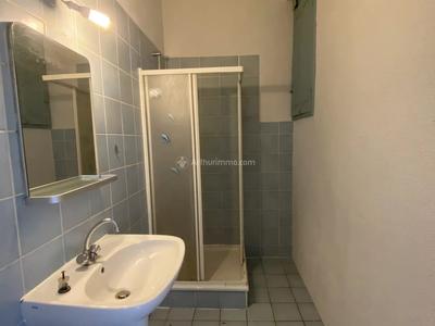 Appartement - 67 m² - 2 pièces