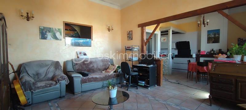 Maison - 350 m² - 15 pièces