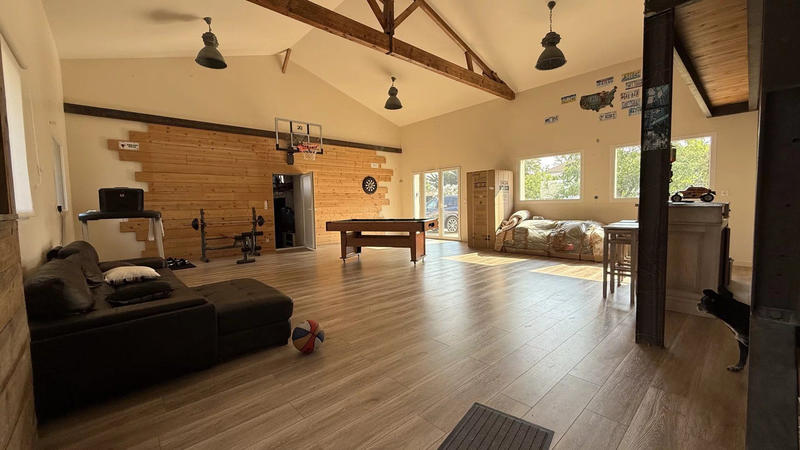 Maison - 307 m² - 10 pièces