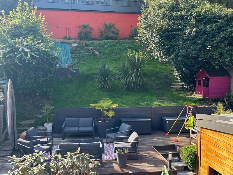 Maison - 140 m² - 8 pièces